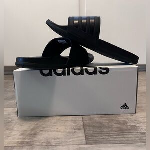 NWT Adidas Adilette Comfort Black Slides, Women size 10, Men size 9